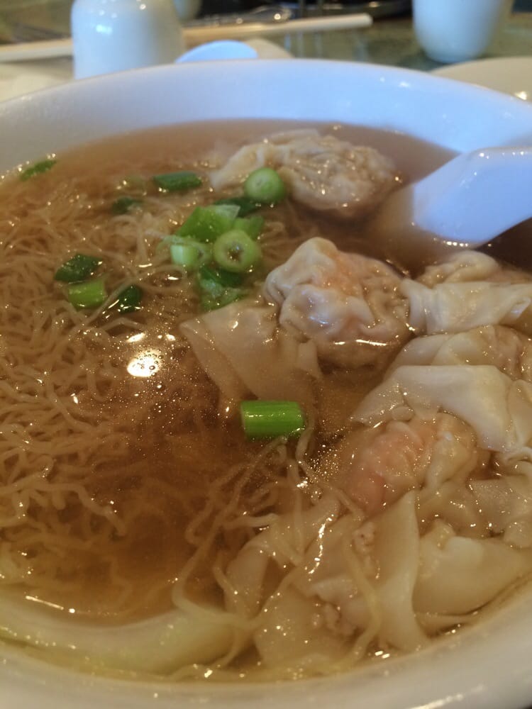 Order Wontons with Noodles in Soup/雲吞湯麵 food online from Sam Woo Bbq store, San Gabriel on bringmethat.com