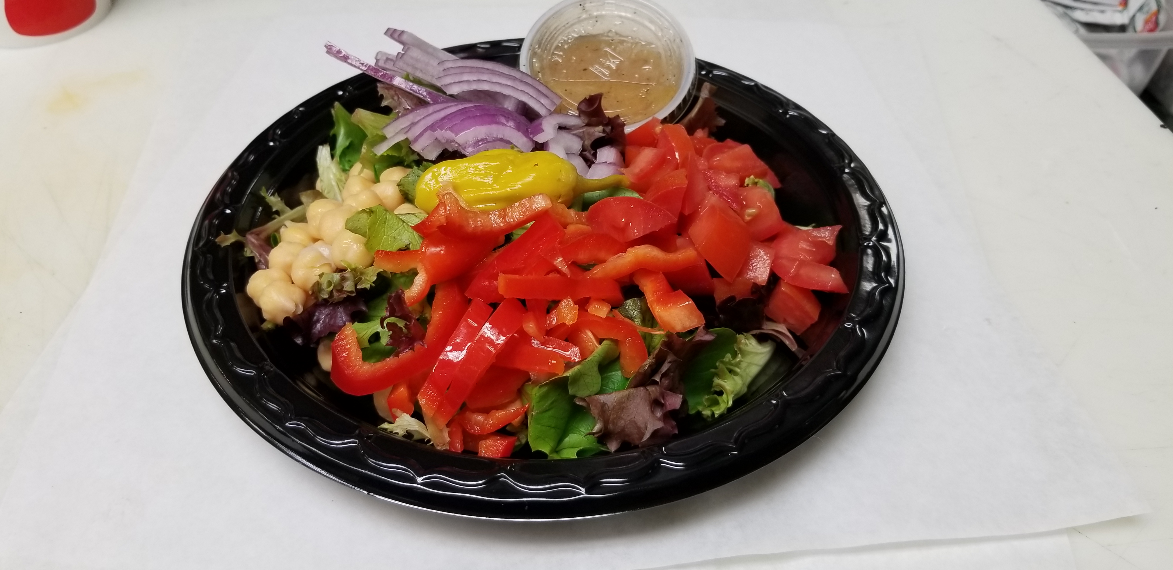 Order House Salad food online from Ove Pizzeria store, Studio City on bringmethat.com