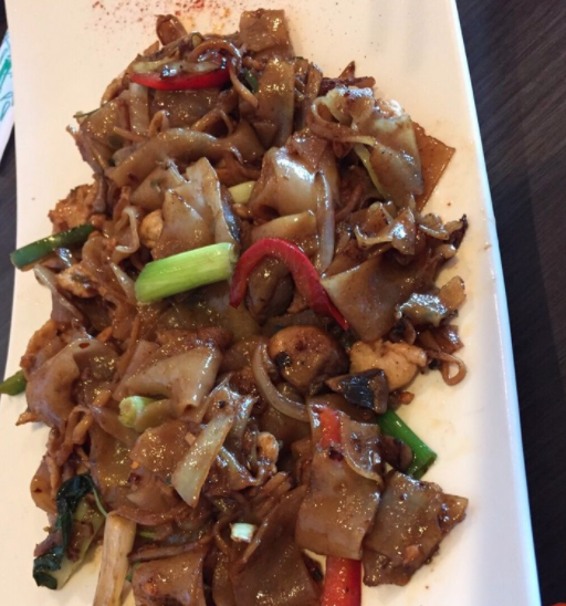Order Pad Kae Mao food online from Amazing Thai Restaurant store, North Las Vegas on bringmethat.com