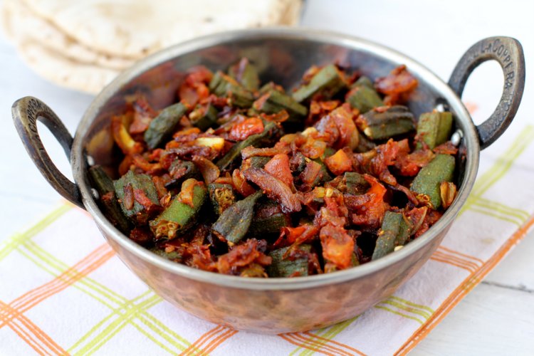 Order Hyderabadi Bhindi Fry (16 oz.) food online from Chef of India store, Jersey City on bringmethat.com