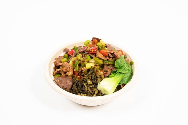 Order S7. Pork Liver With Pepper 猪肝炒肉 food online from Silky Kitchen store, New York on bringmethat.com