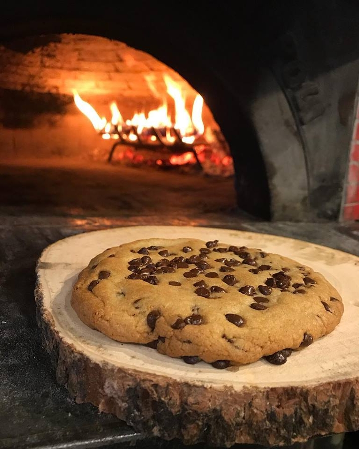 Order Jumbo Chocolate Chip Cookie ' food online from Crush Pizza store, Quincy on bringmethat.com