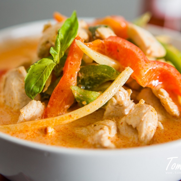 Order 34. Red Curry food online from Top Thai Cuisine store, Reseda on bringmethat.com