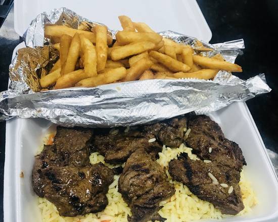 Order Steak Tips Plate food online from Old Country Pizzeria store, East Weymouth on bringmethat.com