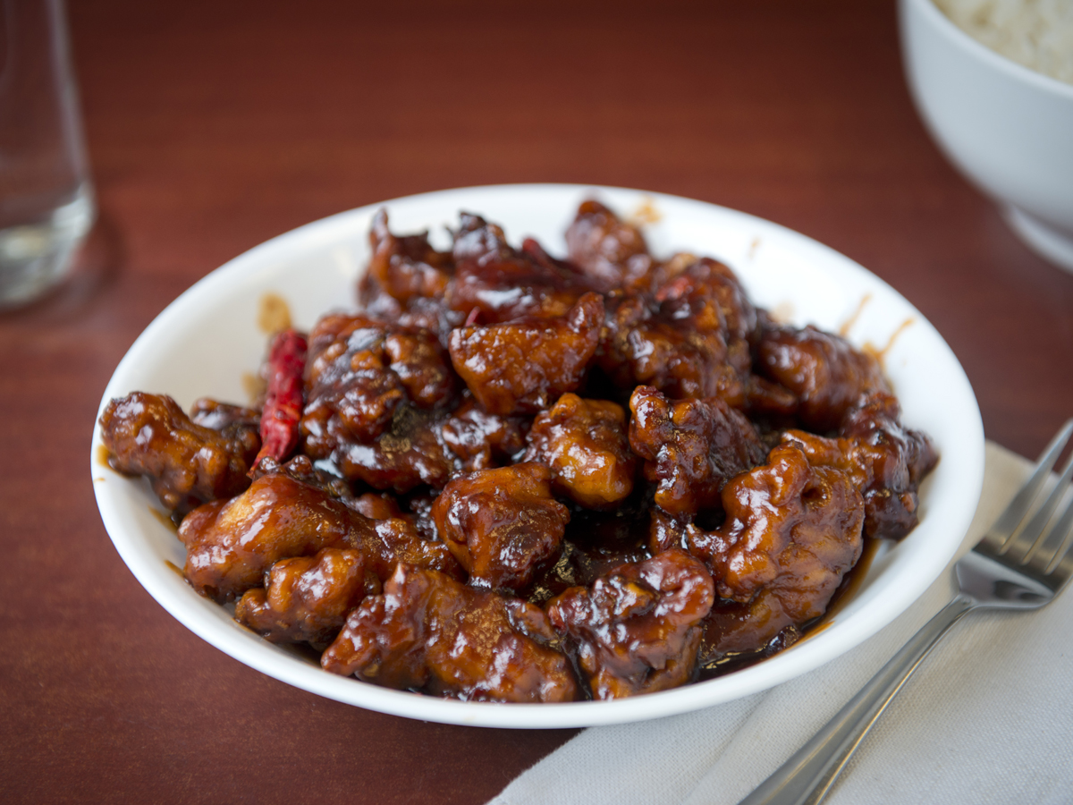 Order General's Chicken  Entree food online from Hong Kong Delights store, Oakland on bringmethat.com