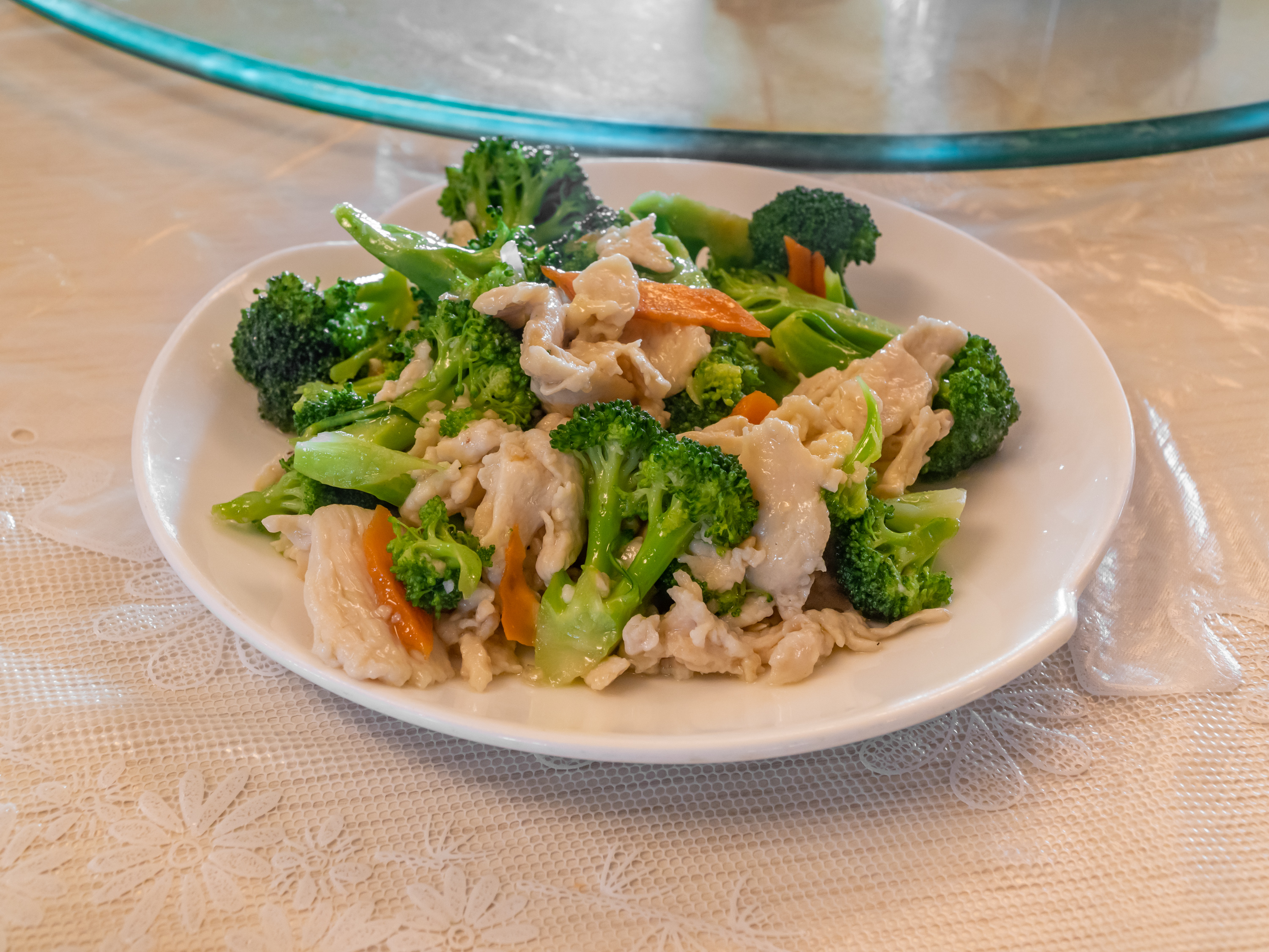Order 29. Chicken with Broccoli food online from Oriental Chinese Restaurant store, La Habra on bringmethat.com