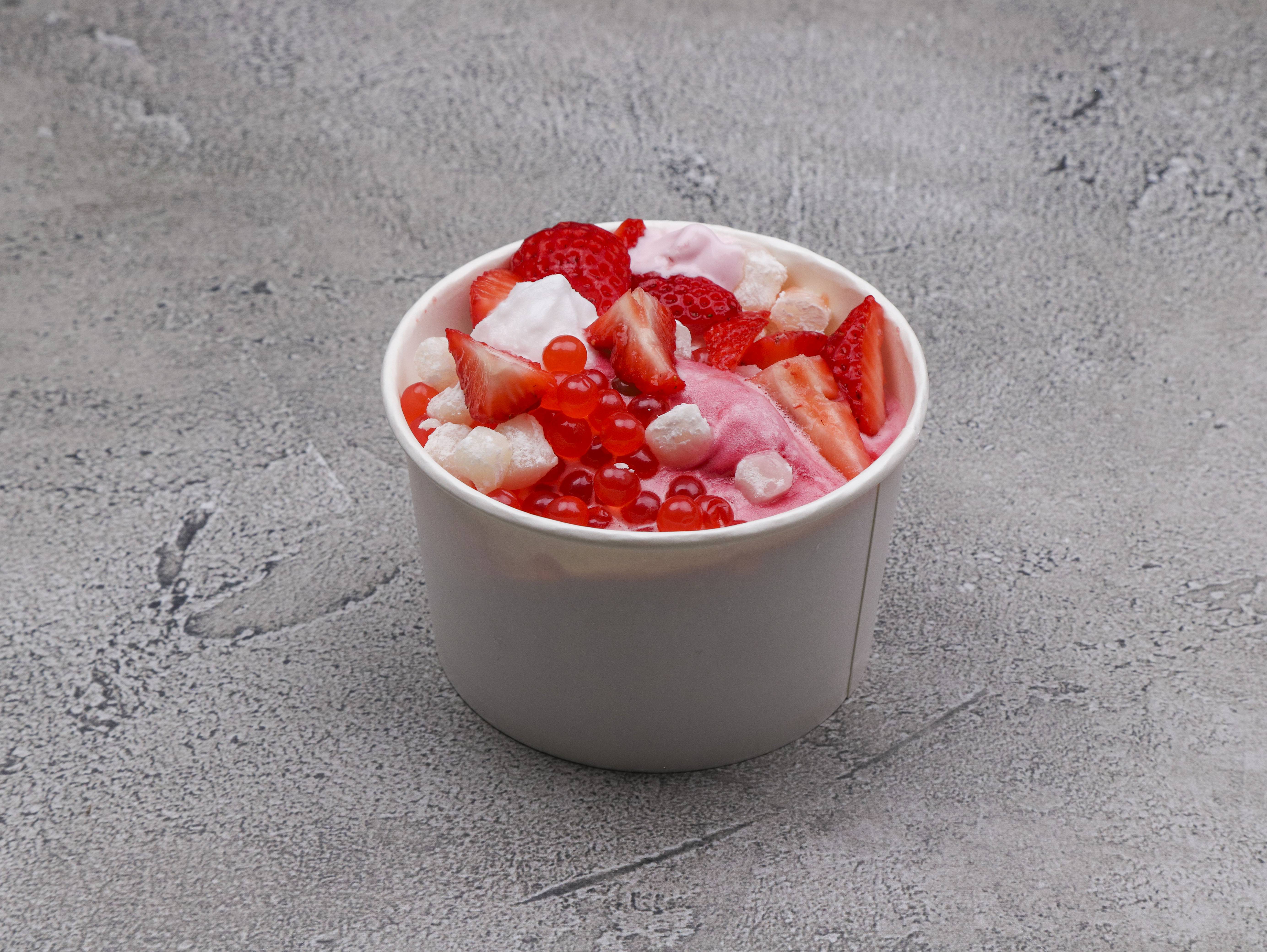 Order Large Frozen Yogurt  food online from Kiwi Yogurt store, Pottstown on bringmethat.com