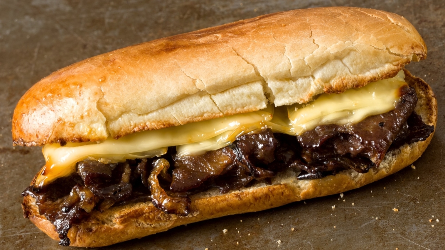 Order Steak Sub & Cheese food online from Bozzelli's store, Springfield on bringmethat.com