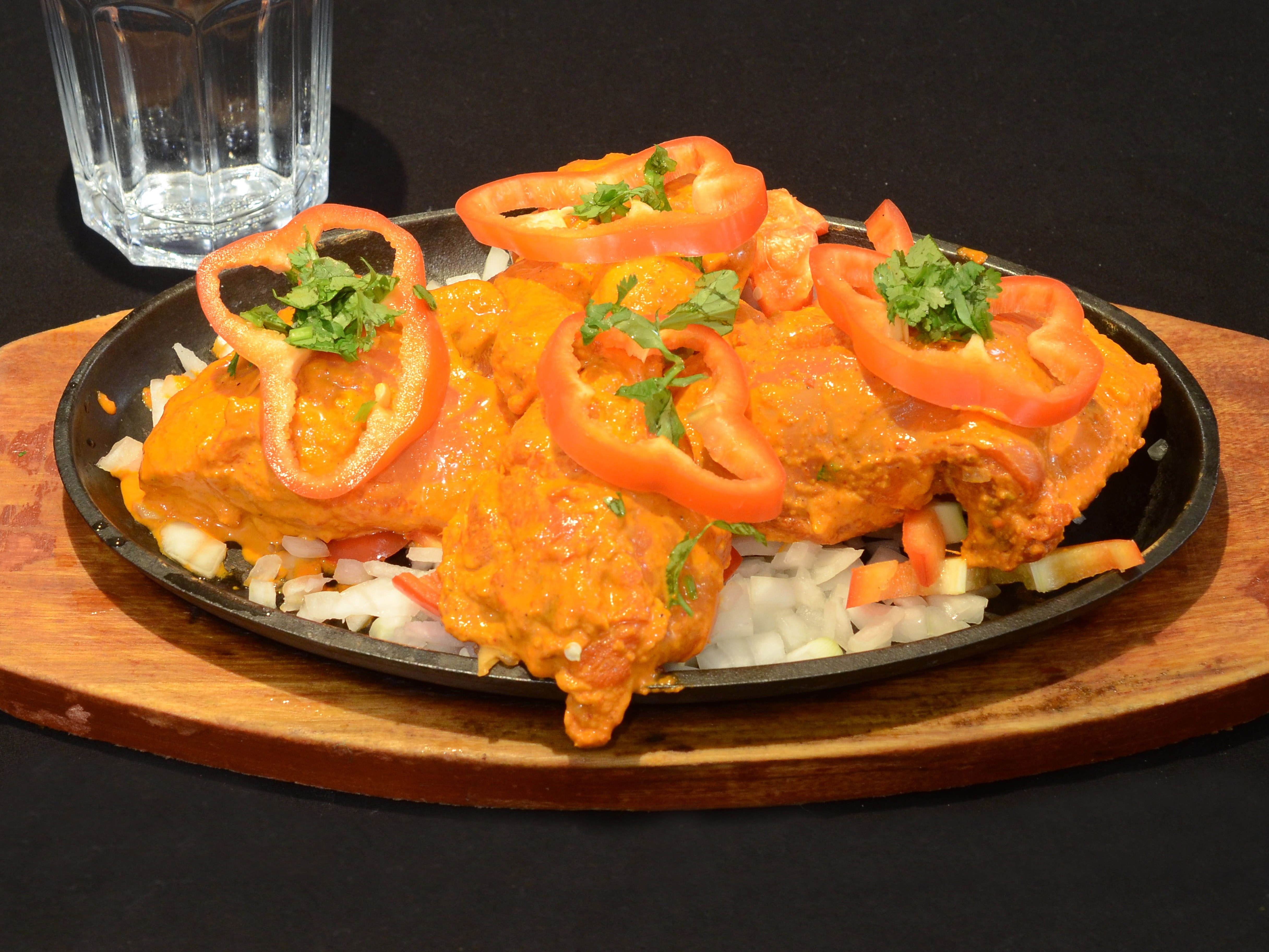 Order Tandoori Chicken food online from JotMahal Palace of Indian Cuisine store, Berkeley on bringmethat.com