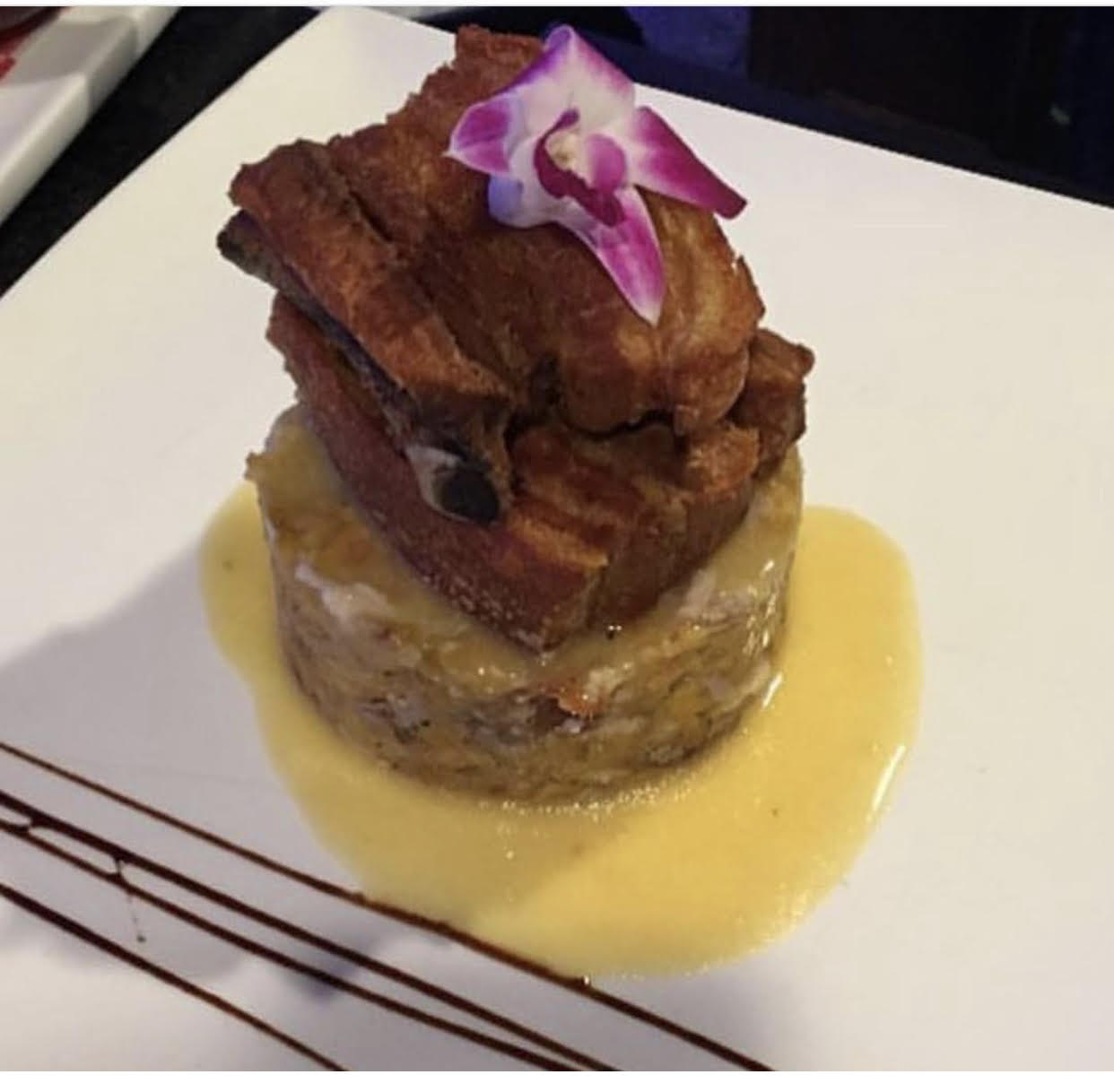 Order Mofongo de Chicharron food online from Blue Lounge & Grill store, Lawrence on bringmethat.com