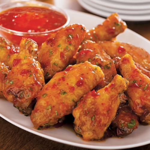 Order Chicken Wings with Sweet Chili Sauce food online from Oishi store, Providence on bringmethat.com