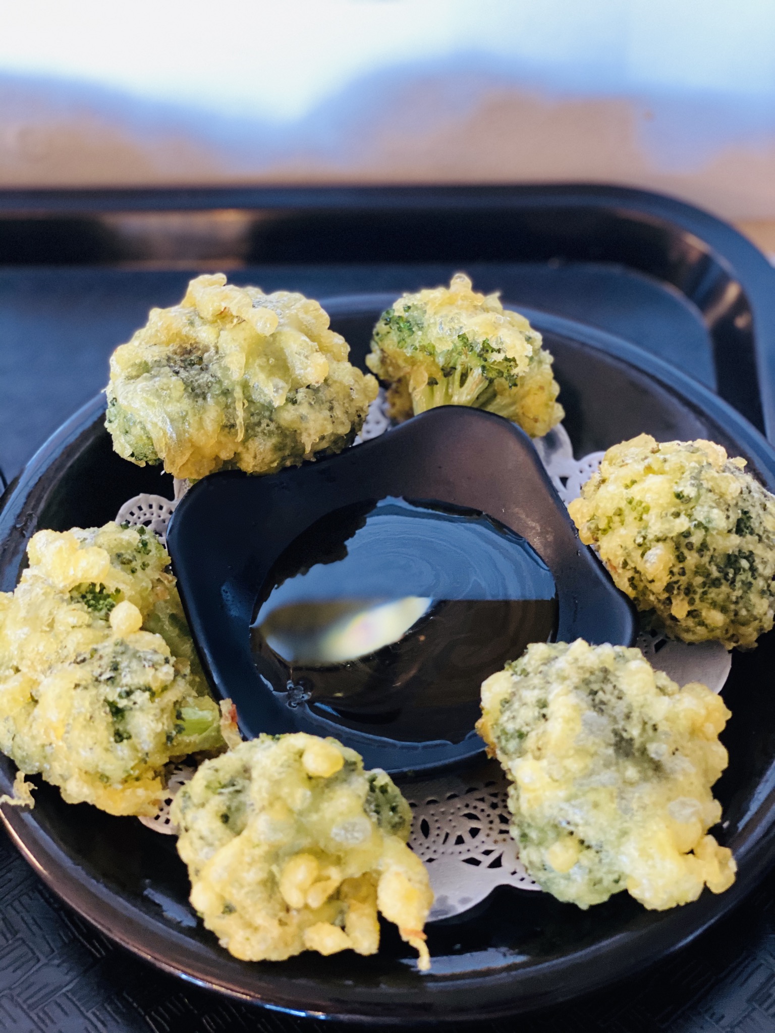 Order 17. Tempura Broccoli 西兰花天妇罗 food online from Tengu Sushi store, Newport on bringmethat.com