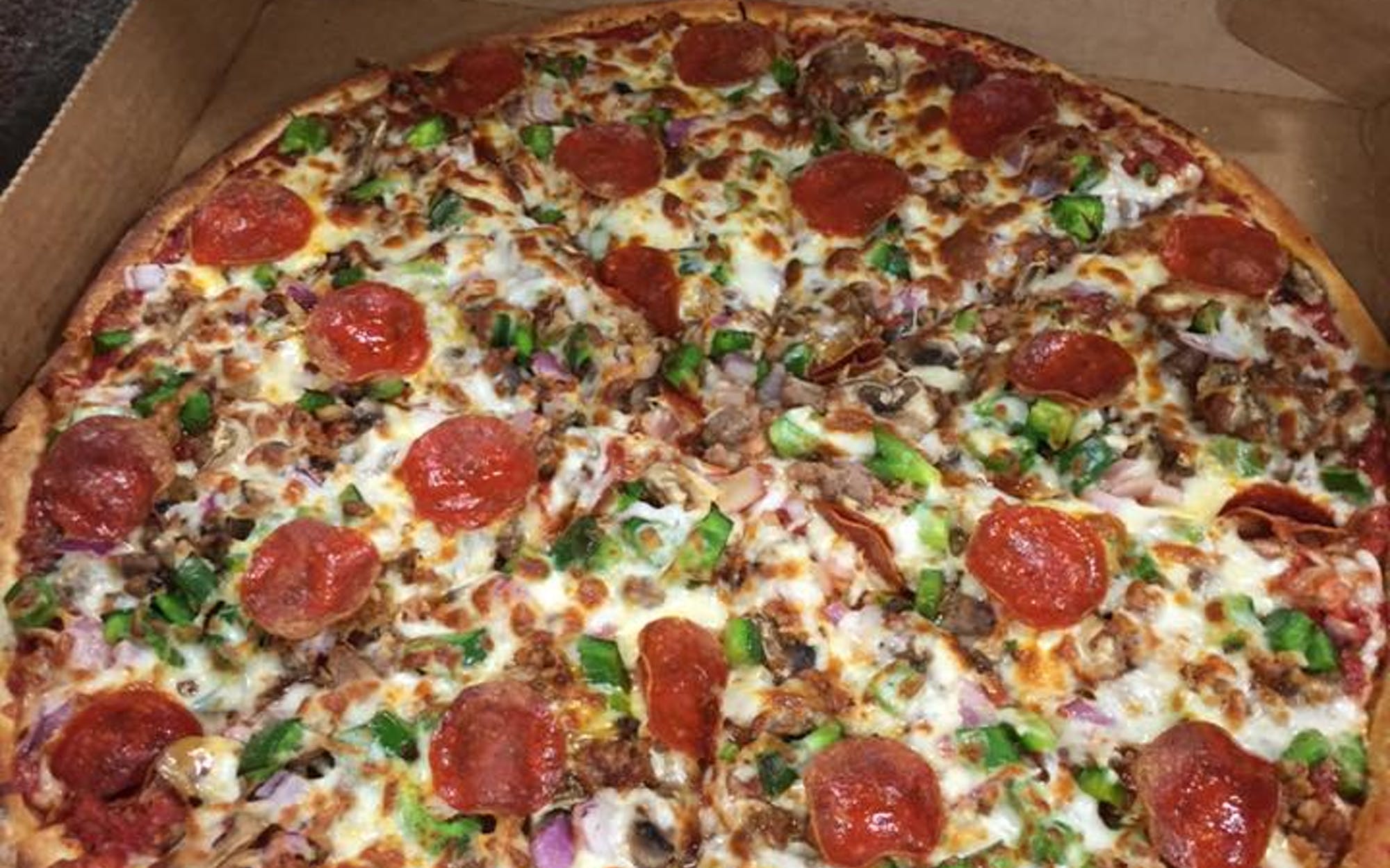 Order Syracuse Special Pizza food online from Wings Over Syracuse store, Syracuse on bringmethat.com