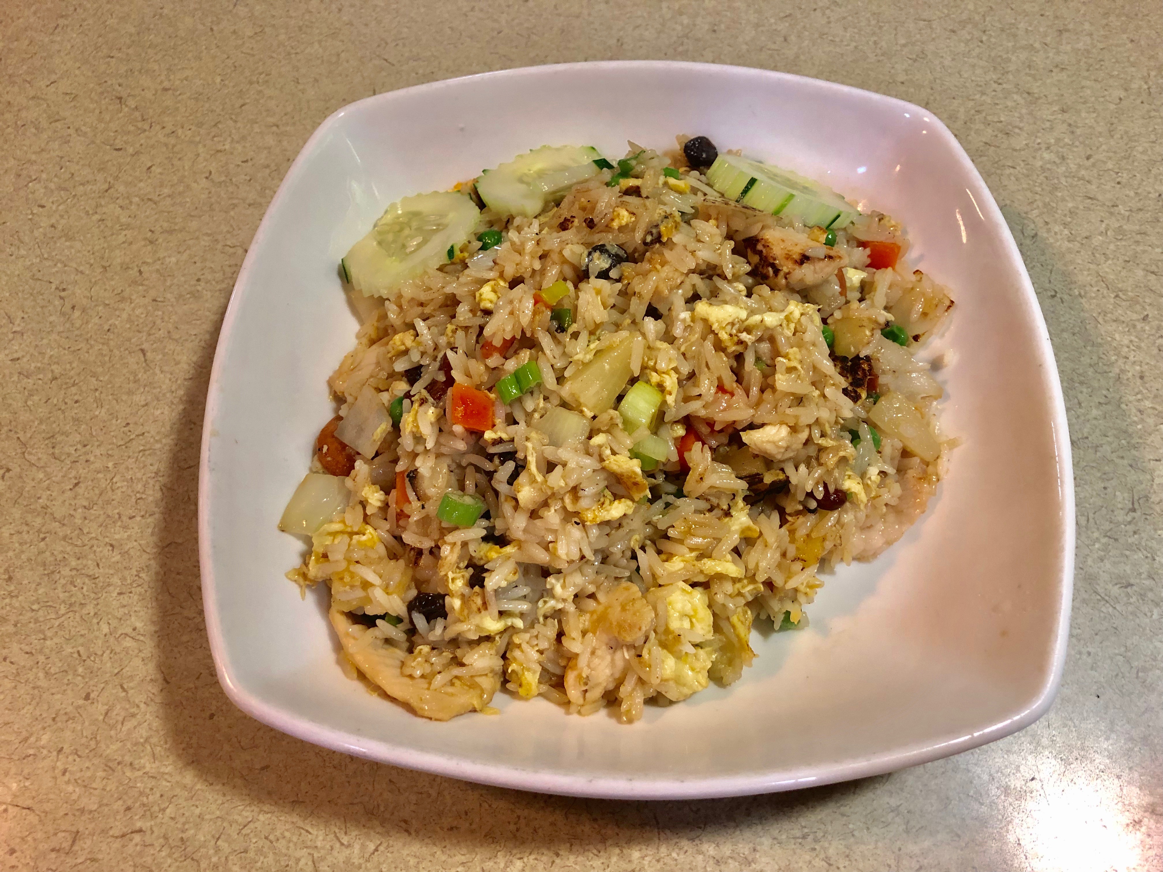 Order Pineapple Fried Rice food online from Noodle N Thai store, Springfield on bringmethat.com