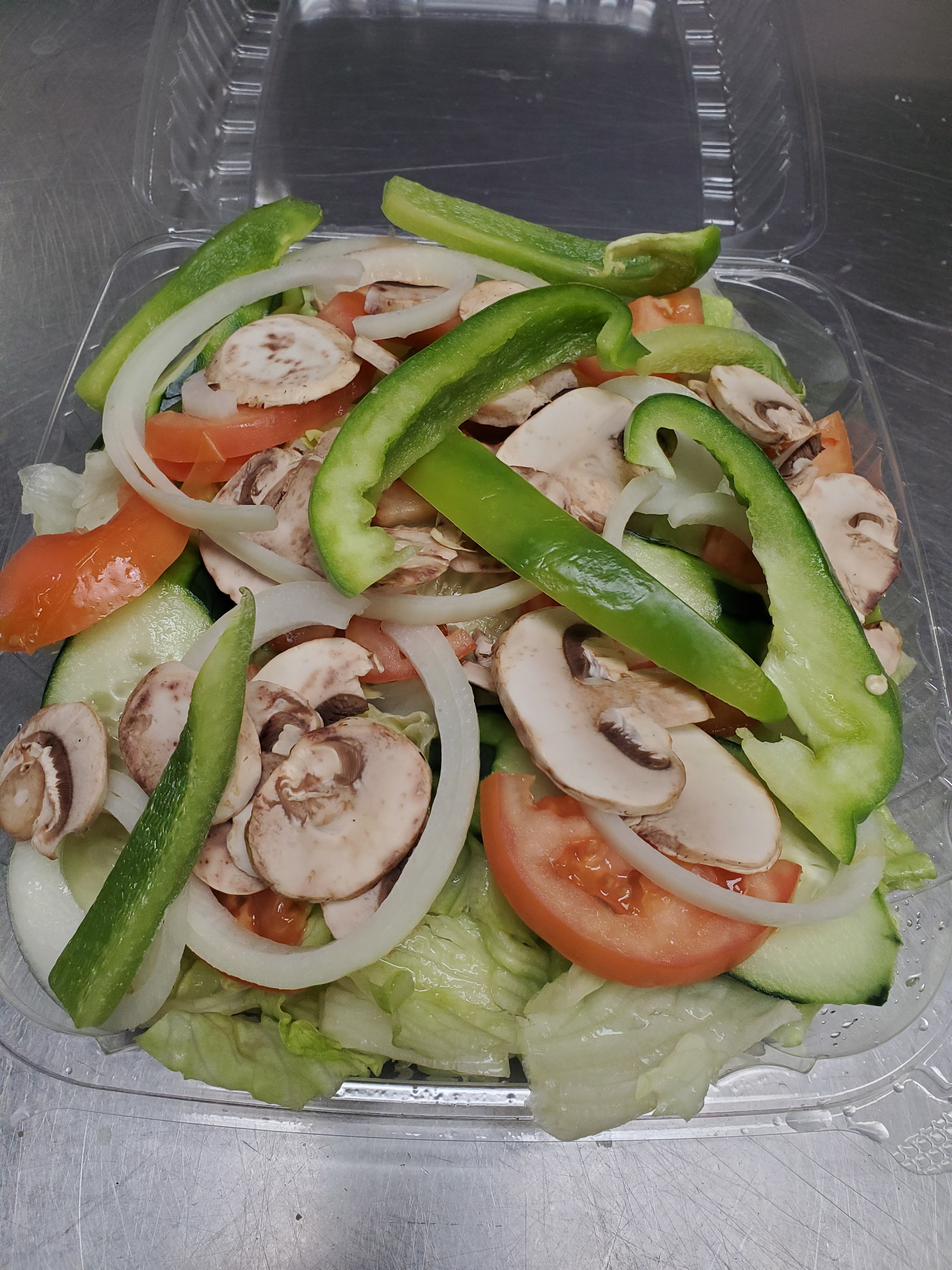Order Garden Salad - Salad food online from Pizza Cucina store, Oswego on bringmethat.com