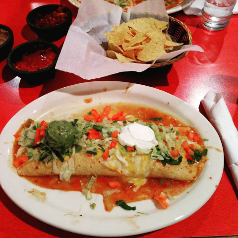Order Super Burrito food online from El Tapatio Mexican Restaurant store, Troutdale on bringmethat.com