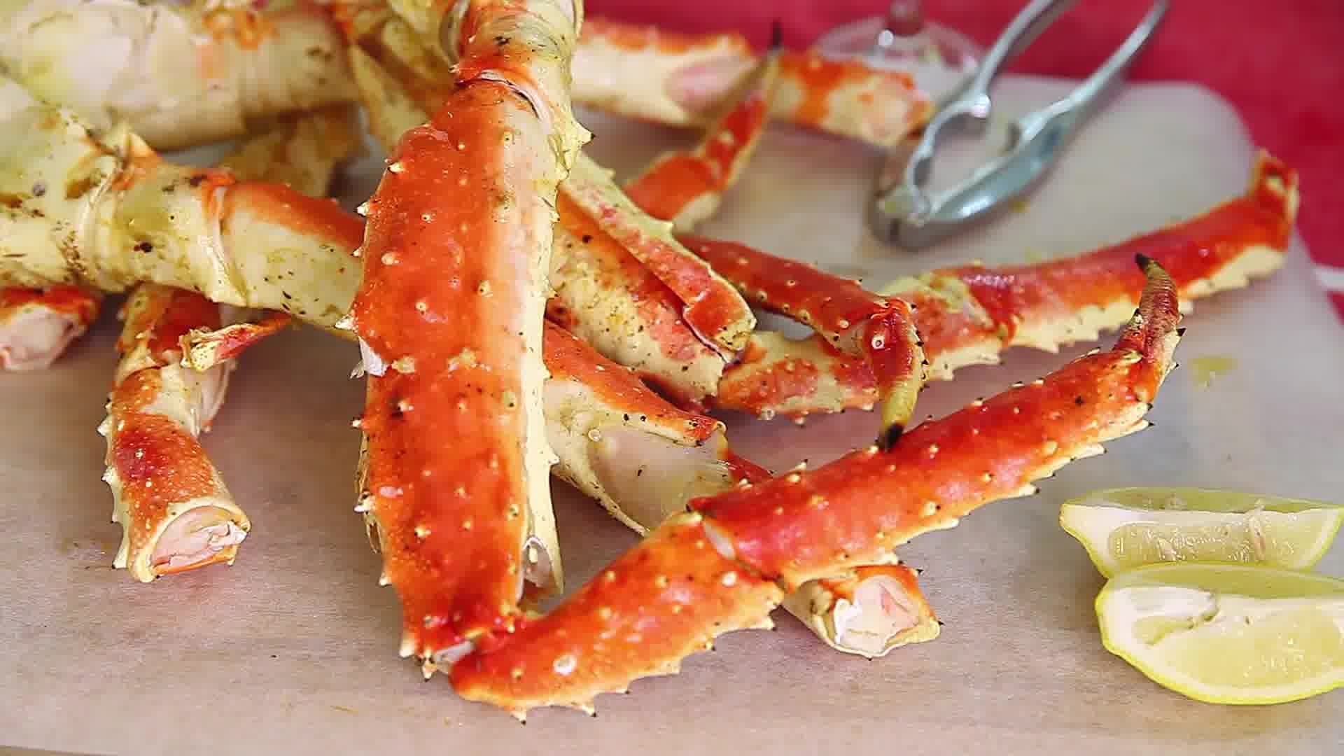 Order King Crab 1lb food online from Bite Feast store, Davis on bringmethat.com