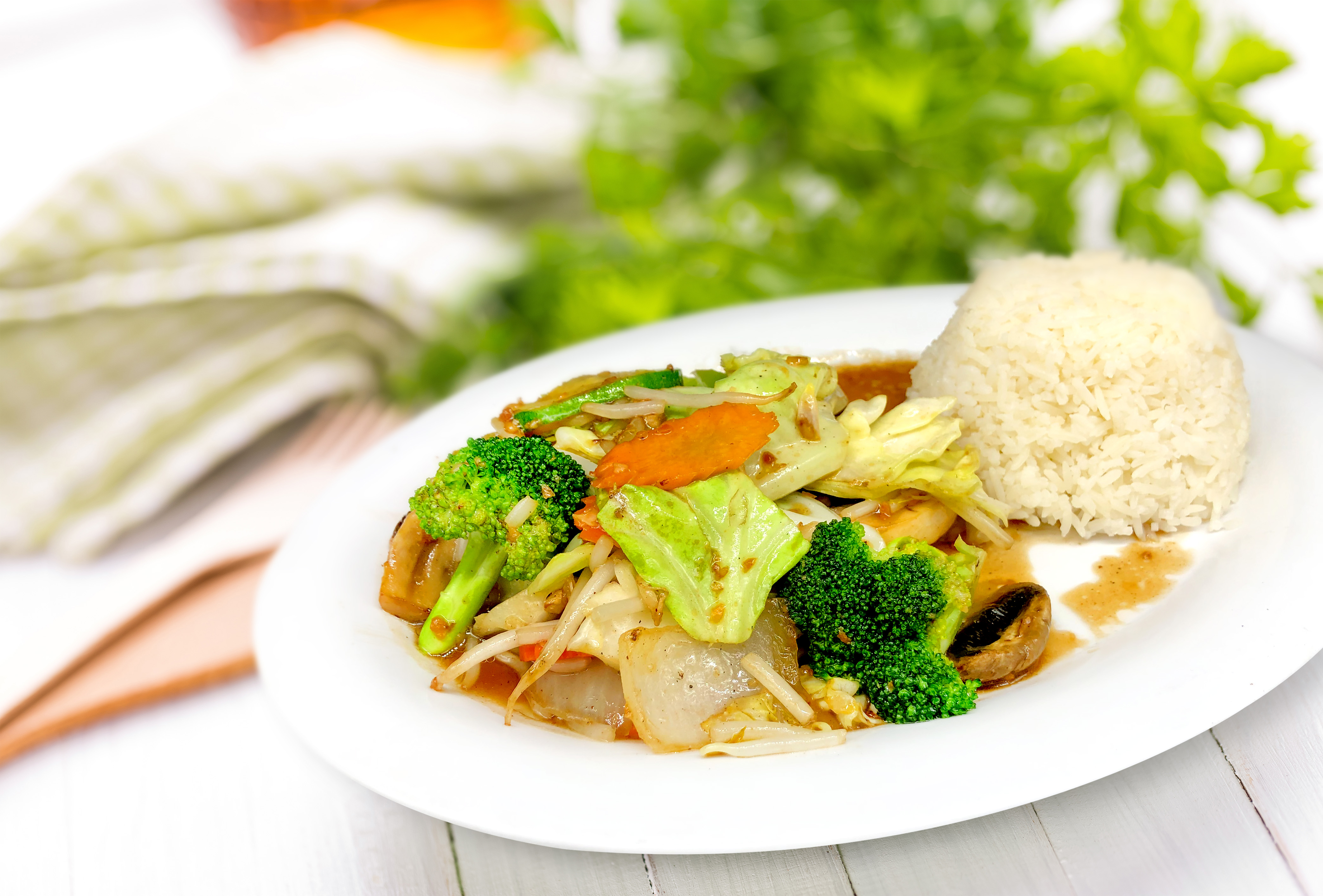 Order Mixed Vegetable food online from Ubon Thai Kitchen store, Torrance on bringmethat.com