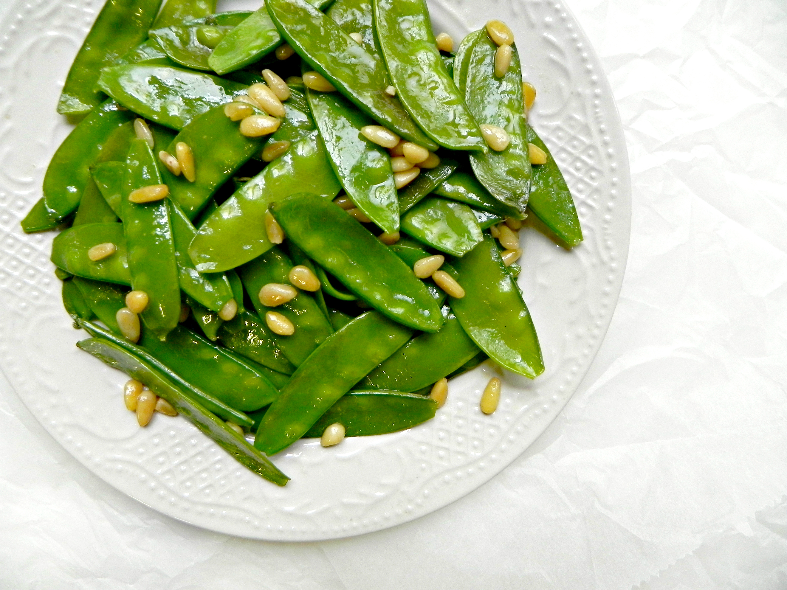Order 104. Sauteed Snow Peas food online from CHINA JOY 81 store, Jacksonville on bringmethat.com