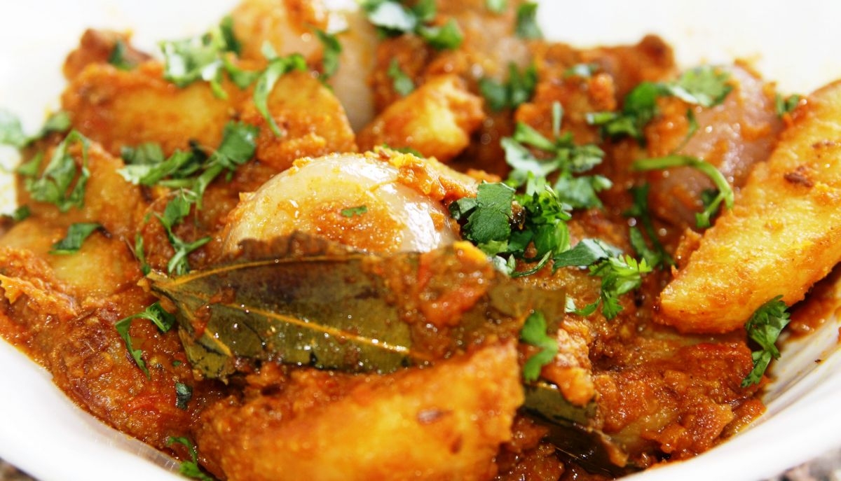 Order Jaipuri Jeera Aloo food online from Shikara Restaurant store, Downers Grove on bringmethat.com