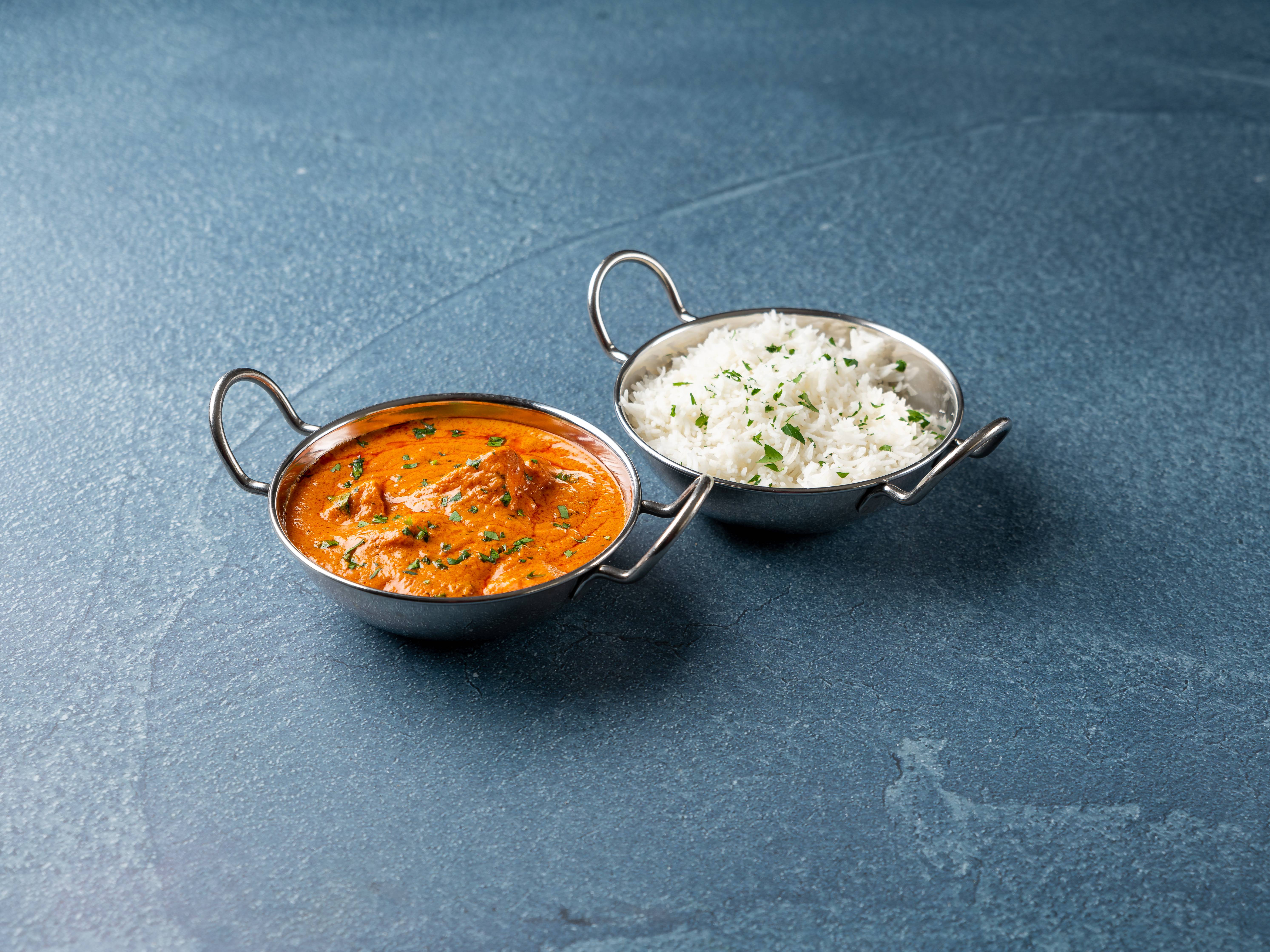 Order 411. Butter Chicken food online from Curry on Fire Indian Kitchen store, Chicago on bringmethat.com