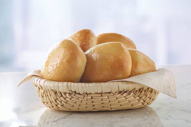Order Yeast Rolls food online from Golden Corral store, Oklahoma City on bringmethat.com