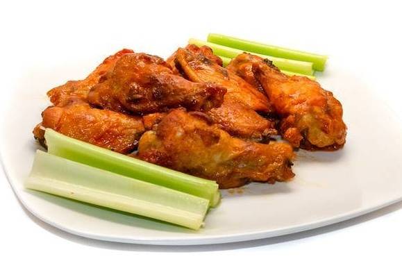 Order Wings (12 pcs) food online from Lucky 7 Bar & Grill store, Kirkland on bringmethat.com