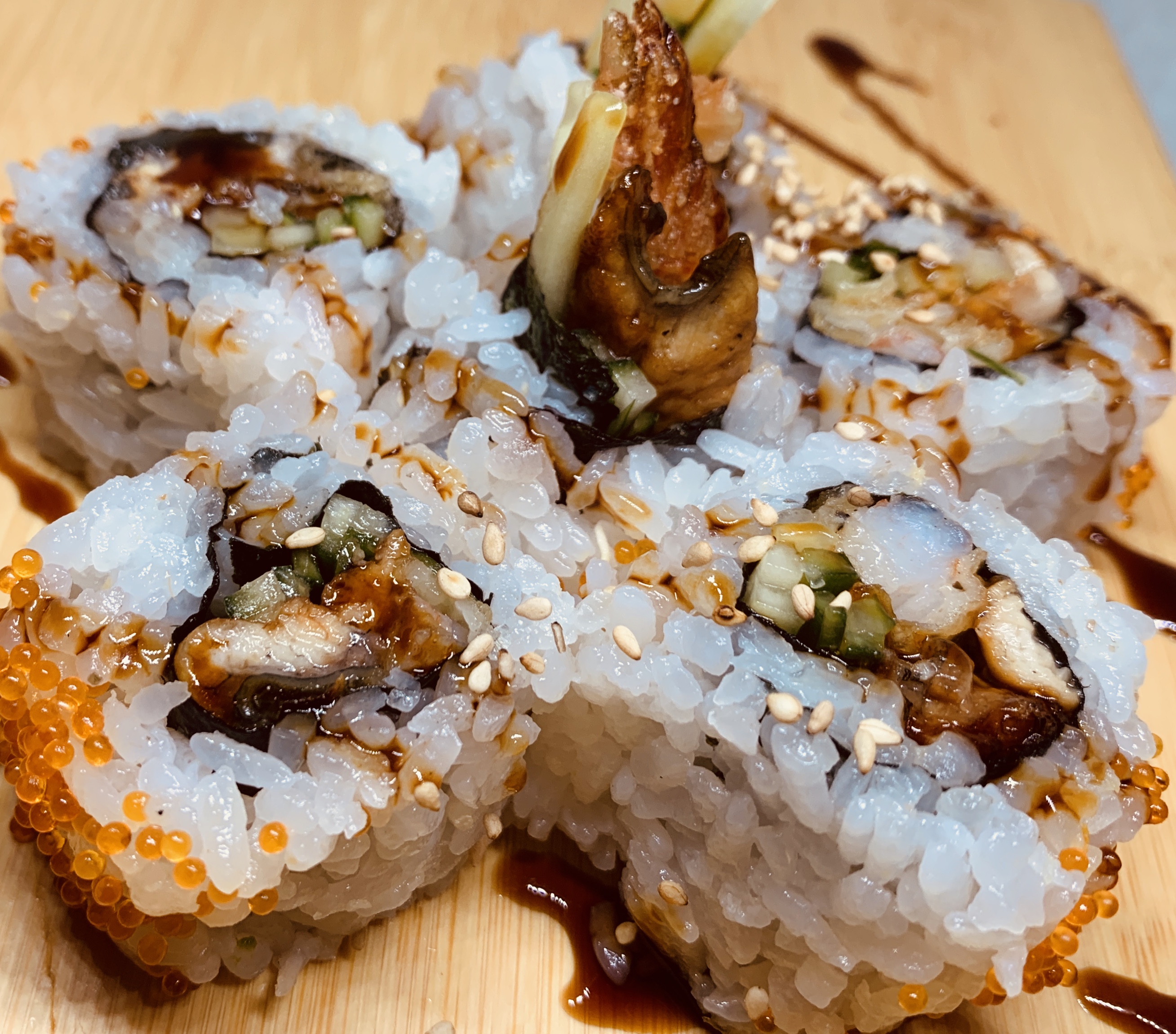 Order Una Tem Roll (1 Tem Shrimp) food online from Blue Fin Sushi store, San Francisco on bringmethat.com