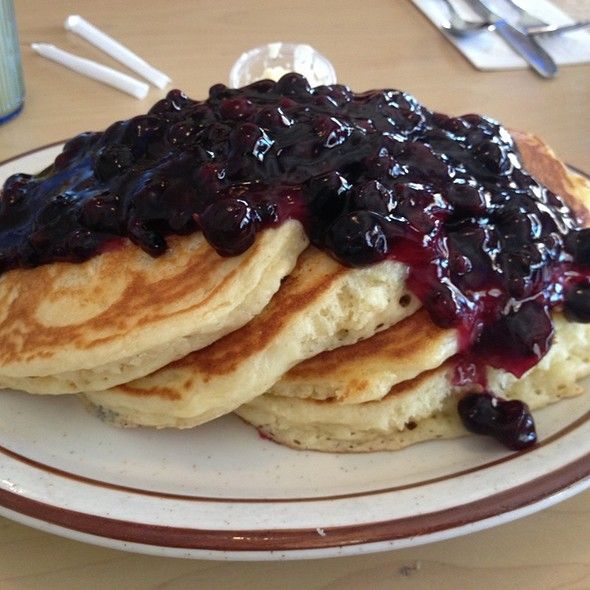Order Fresh Blueberry Pancakes food online from Neal Coffee Shop store, San Mateo on bringmethat.com