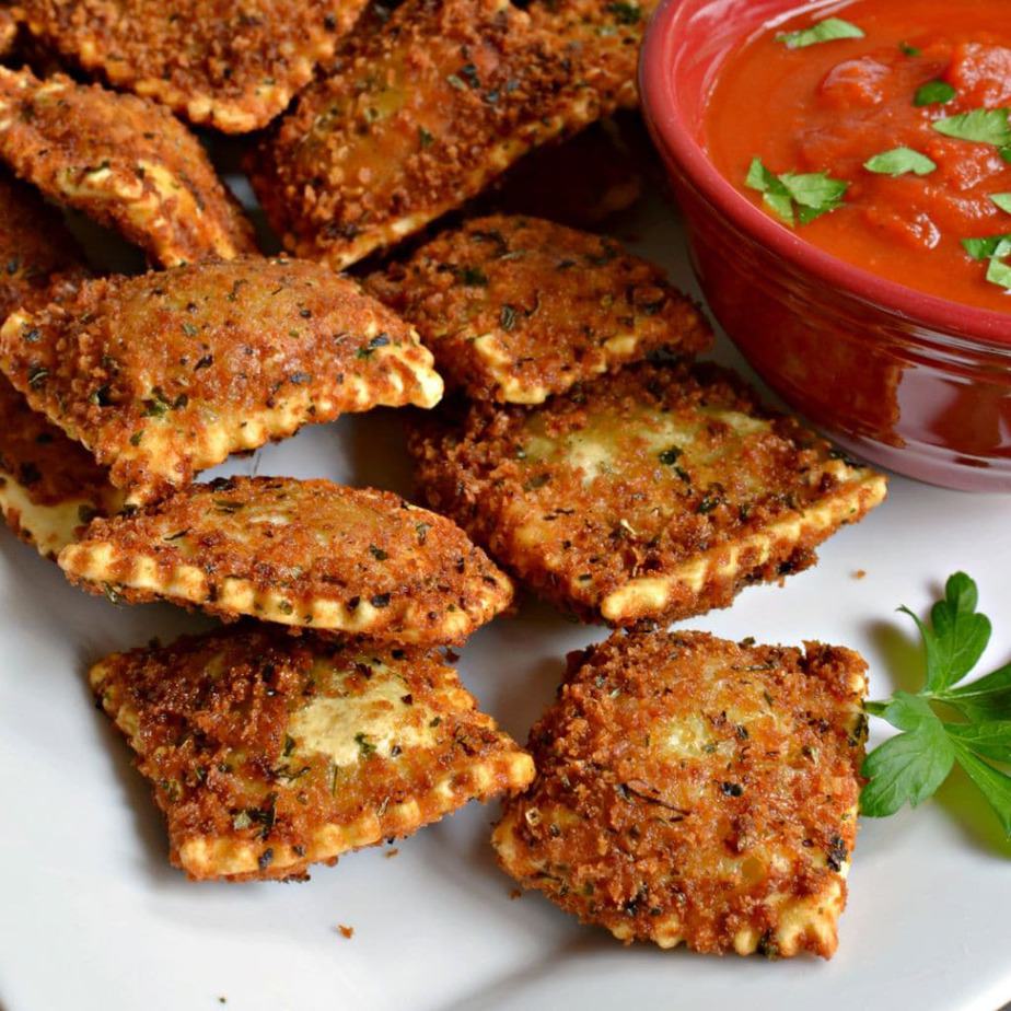 Order 6 Fried Ravioli food online from Big Chefs Pizza store, Norwood on bringmethat.com