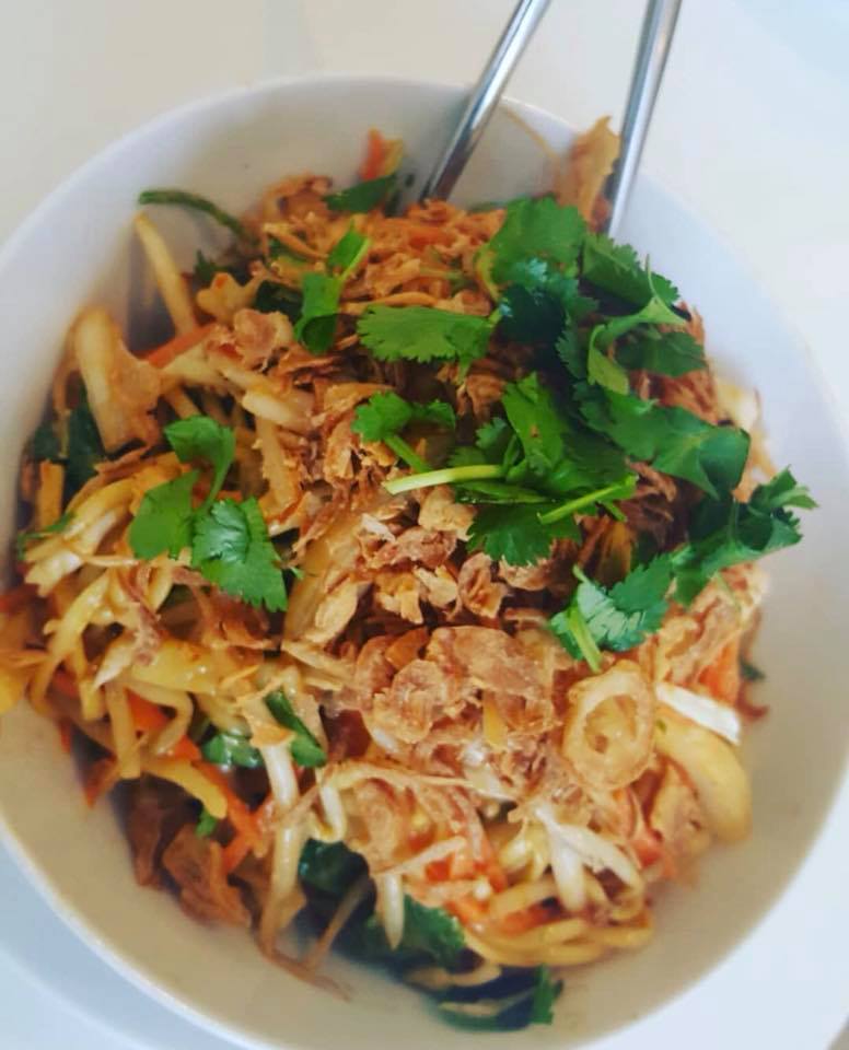Order Burmese Noodle Salad food online from Alice & Friends' Vegan Kitchen store, Chicago on bringmethat.com