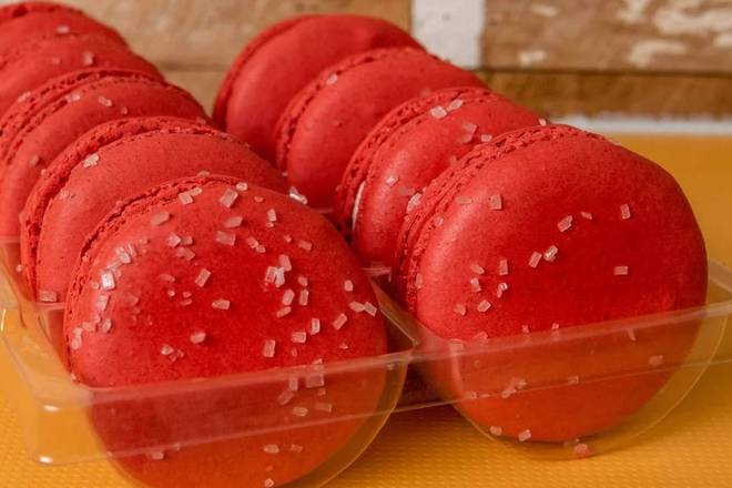 Order Strawberry Macaron food online from Boba Square store, Irvine on bringmethat.com