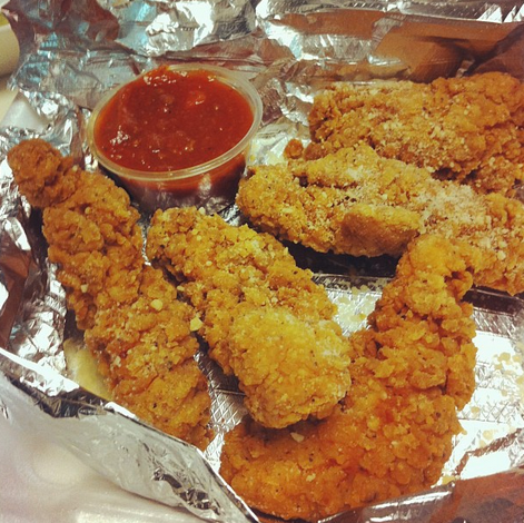 Order Chicken Strips food online from Cecil Whittaker's Pizzeria store, St. Louis on bringmethat.com