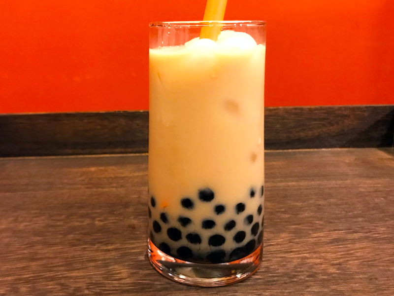 Order D19. Iced Milk Black Tea food online from Mojo Ramen store, Brookline on bringmethat.com