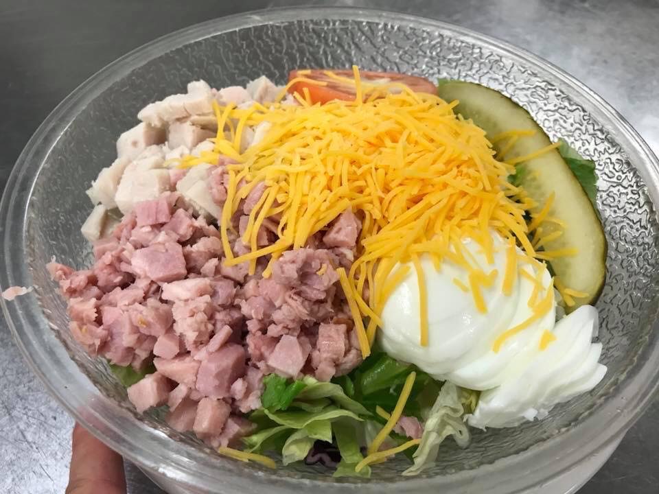 Order Chef's Salad food online from Mama Daughters' Diner store, Plano on bringmethat.com