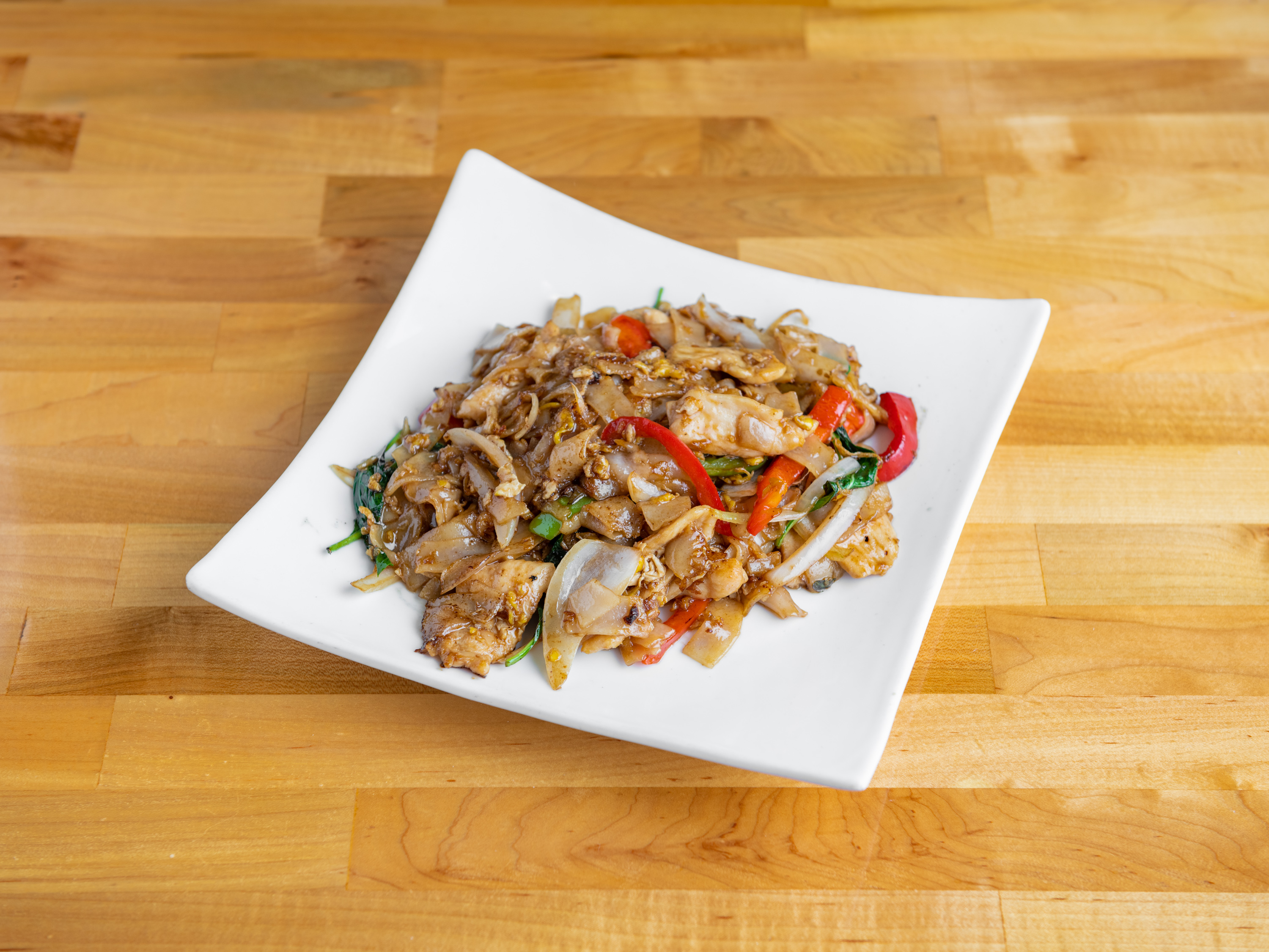 Order Pad Kee Mao Lunch food online from Mint Thai Kitchen store, Houston on bringmethat.com
