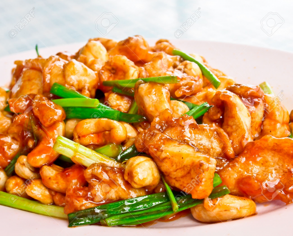 Order Diced Chicken with Cashew Nuts food online from Dragon Phoenix Chinese Restaurant store, Meriden on bringmethat.com