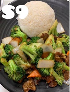 Order S9. Broccoli Beef food online from Boling Pho store, Escondido on bringmethat.com