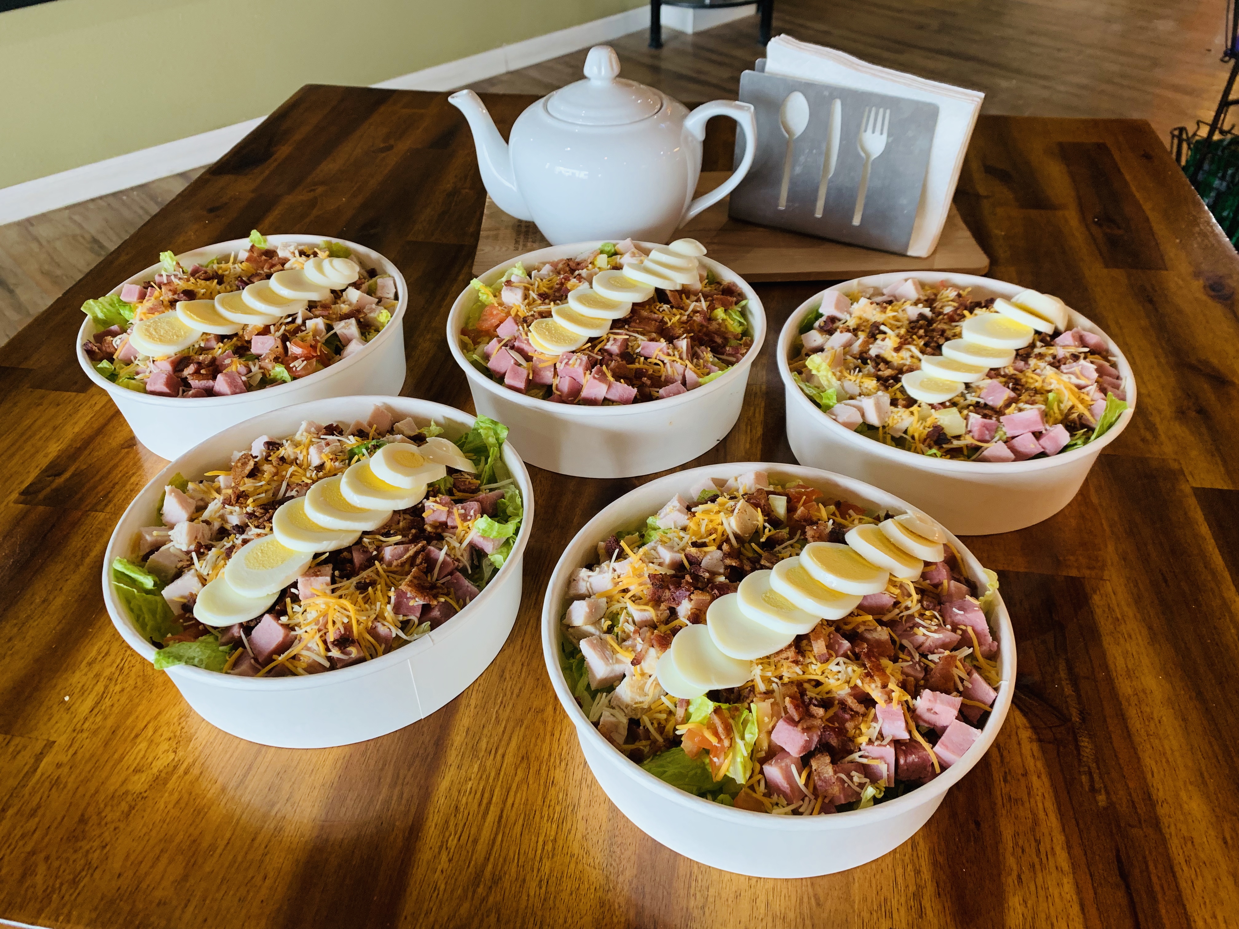 Order Chef Salad food online from Ollin Tea & Coffee Cafe store, Anchorage on bringmethat.com