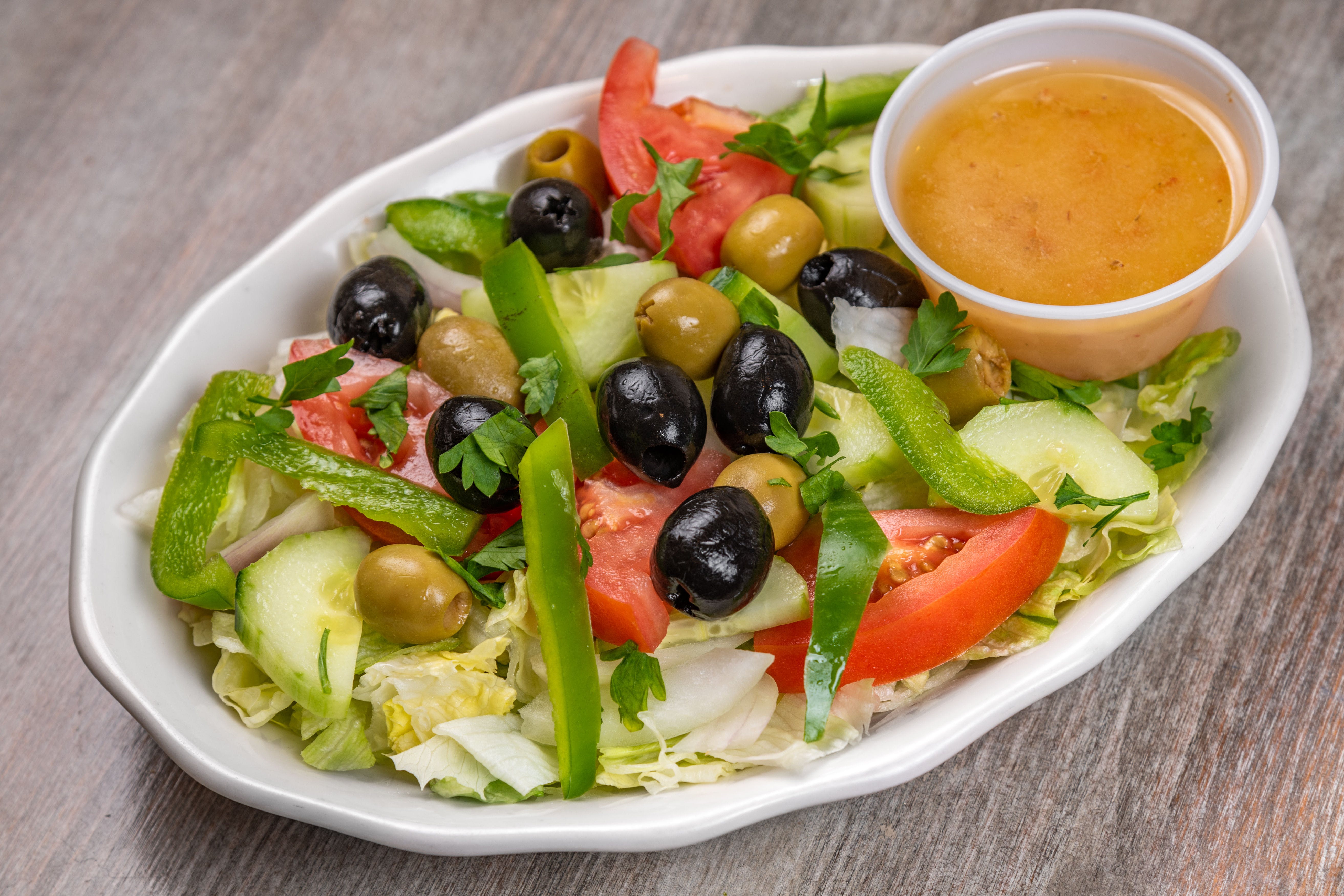 Order Tossed Salad - Small food online from Master Pizza store, Bogota on bringmethat.com
