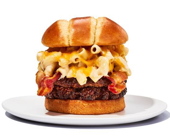 Order The Bacon Mac and  Cheese Burger food online from Hooters store, Yuma on bringmethat.com