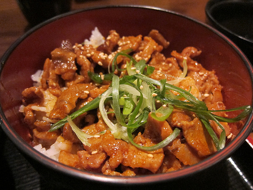 Order Spicy Pork Bowl (Jeyuk Deop Ba) food online from Mokja korean eatery store, Astoria on bringmethat.com