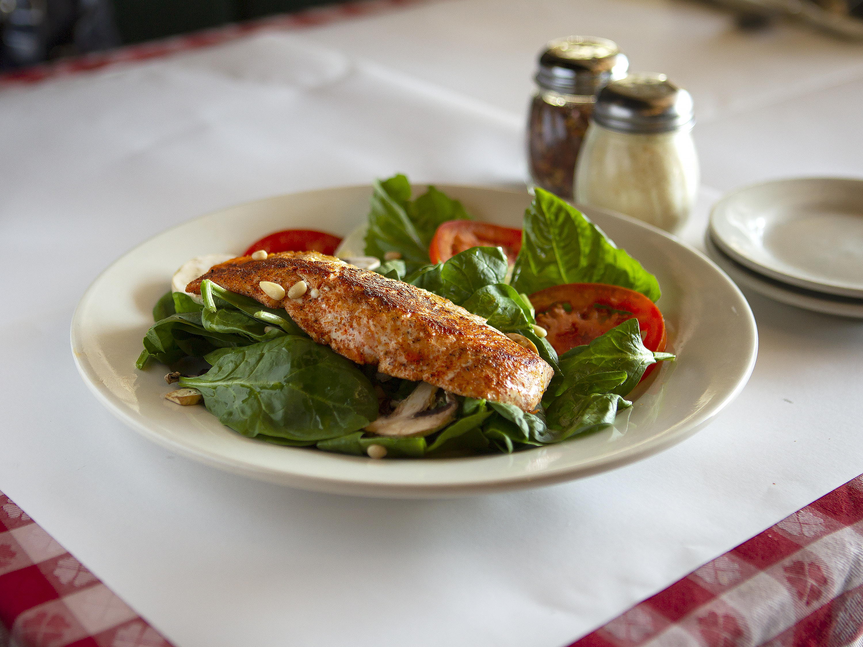 Order Salmon Delight Salad food online from Giorgio's store, Milpitas on bringmethat.com