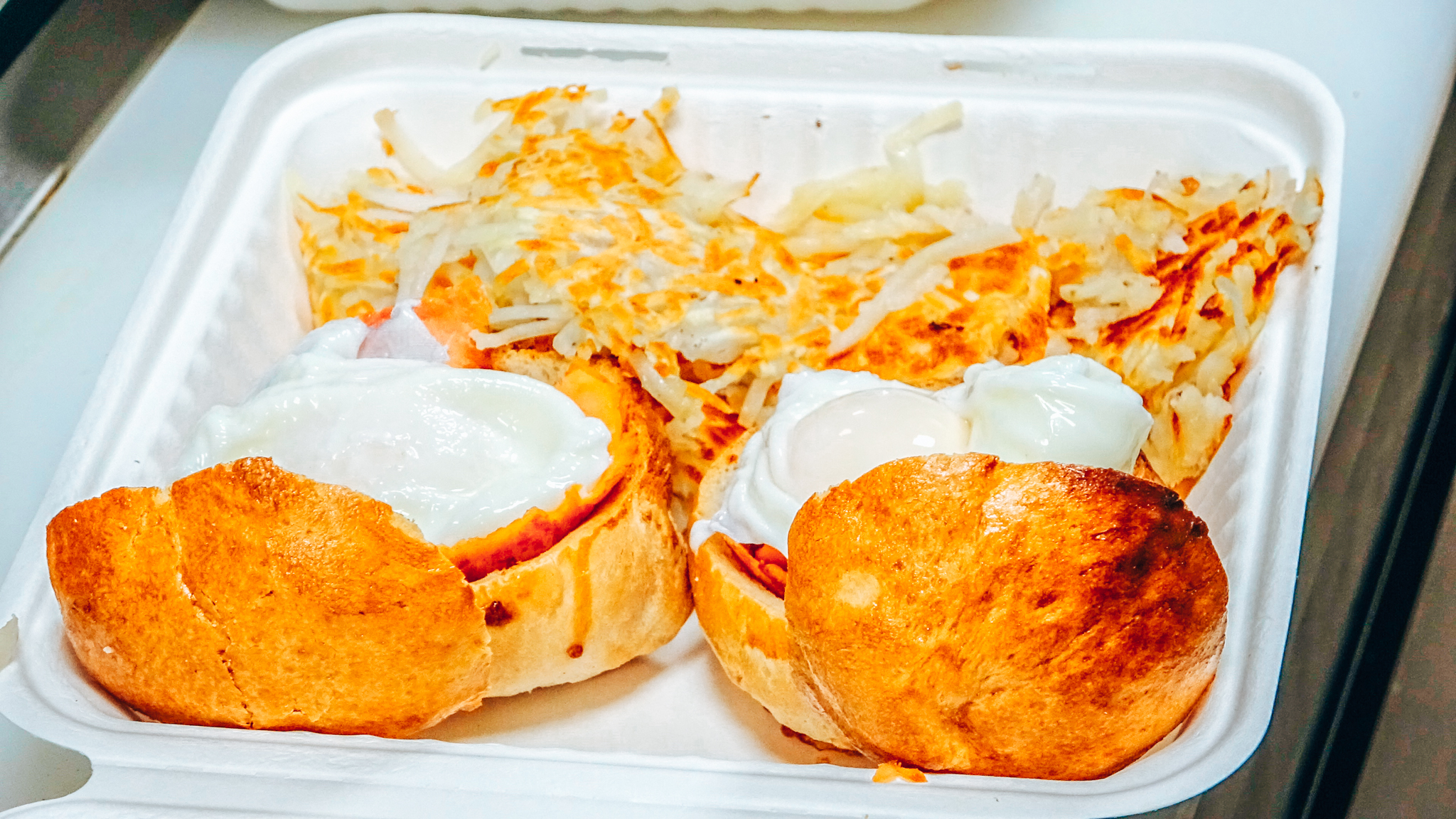 Order Benedict Bread Bowl food online from Chipy Cafe store, Lincolnshire on bringmethat.com