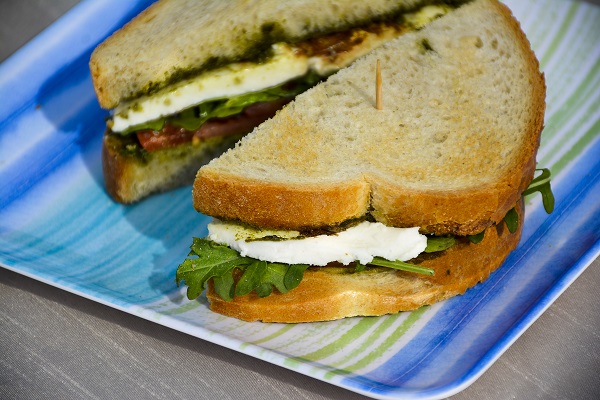 Order Caprese Sandwich food online from Roggenart store, Columbia on bringmethat.com
