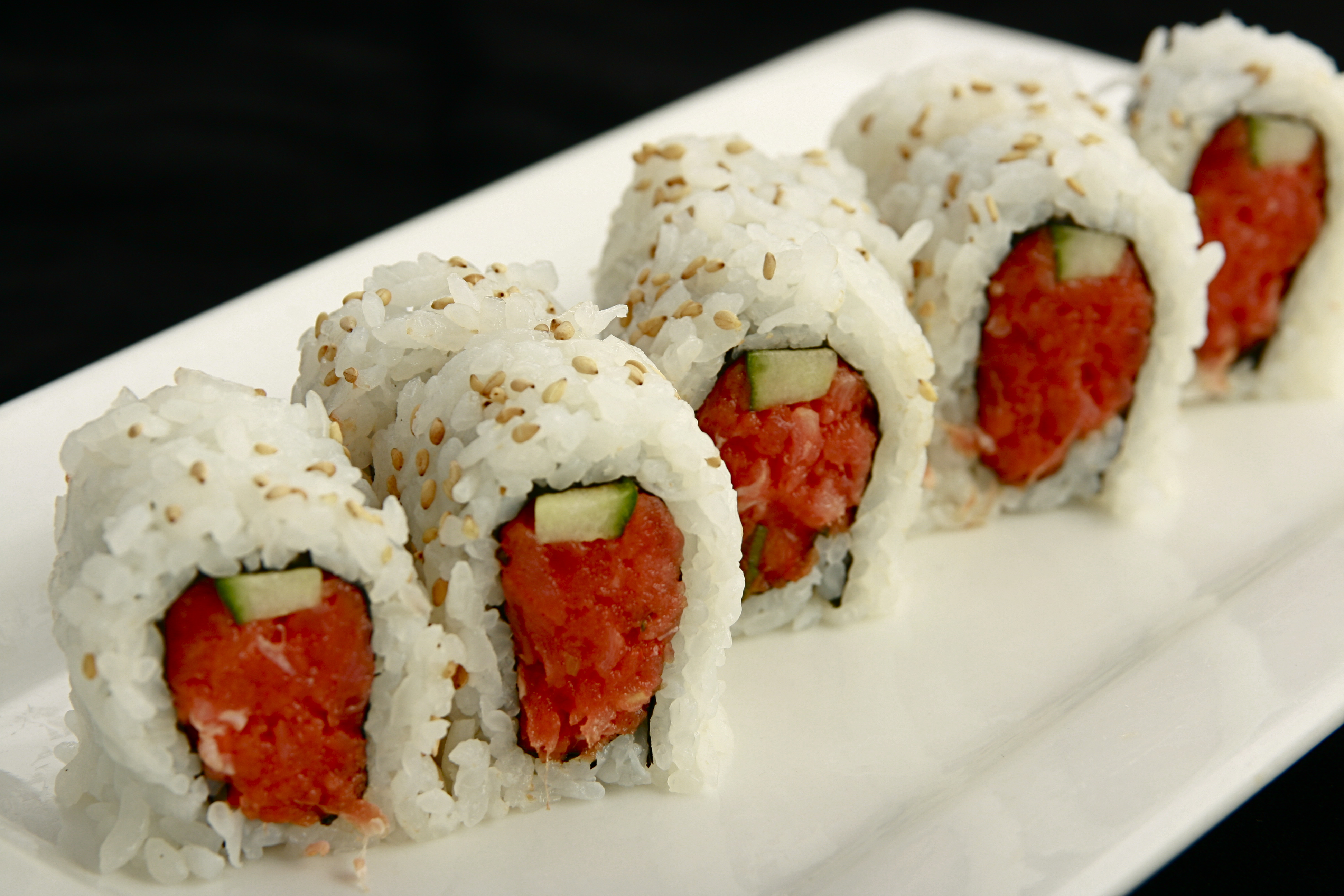 Order 911 Very Spicy Roll food online from Sushi Mon store, Las Vegas on bringmethat.com