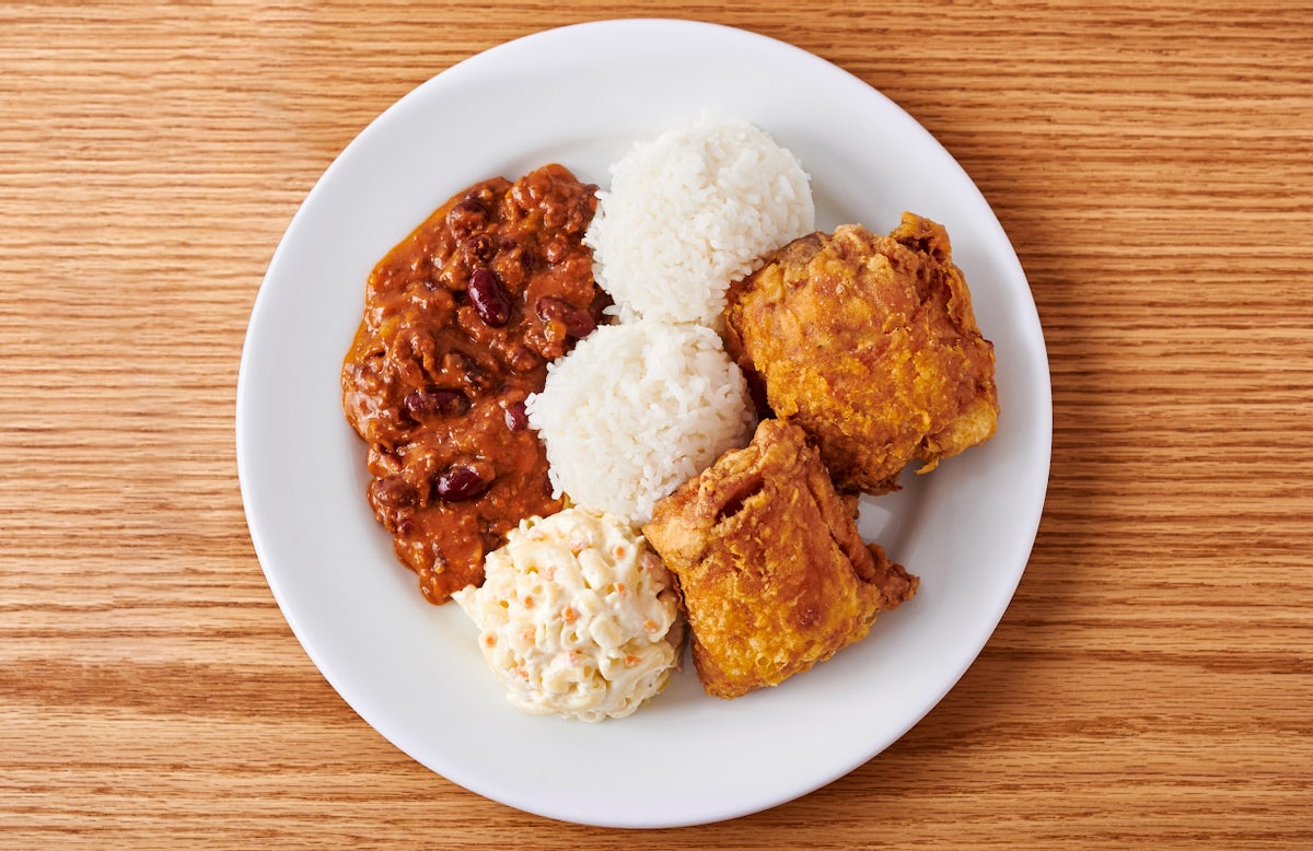 Order Chili & Chicken Mixed Plate food online from Zippys Restaurant store, Kailua on bringmethat.com