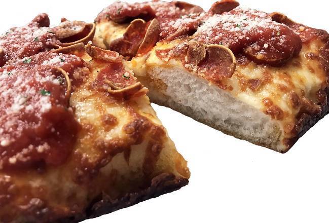 Order Gluten-Free Detroit Style Pizza (6 sls) food online from Master Pizza store, Chagrin Falls on bringmethat.com