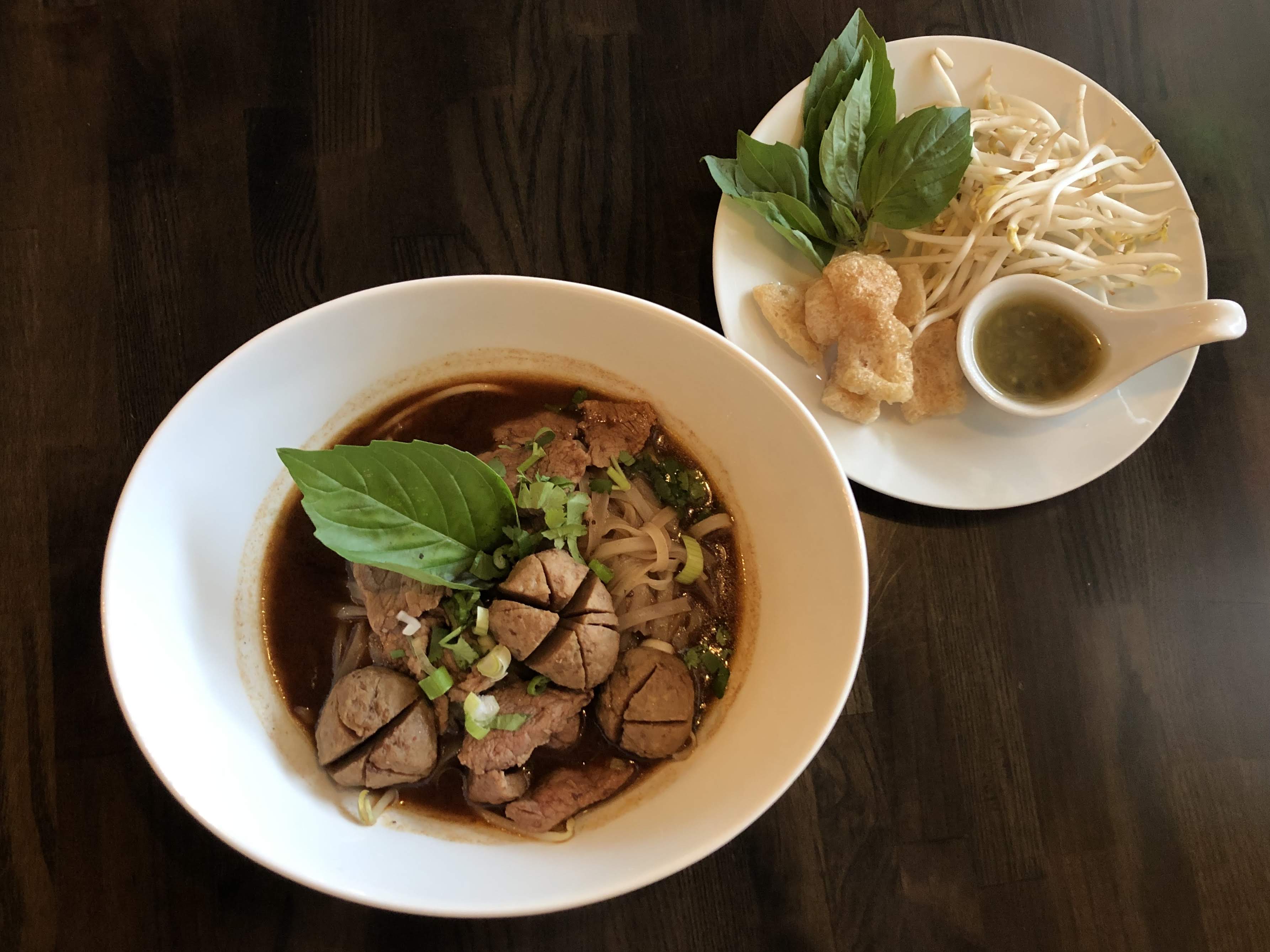 Order Bangkok Beef Noodle Soup food online from Lemongrass Thai Eatery store, Dallas on bringmethat.com