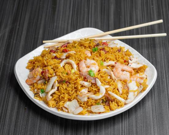 Order 39. House Special Fried rice food online from China King store, Kenvil on bringmethat.com